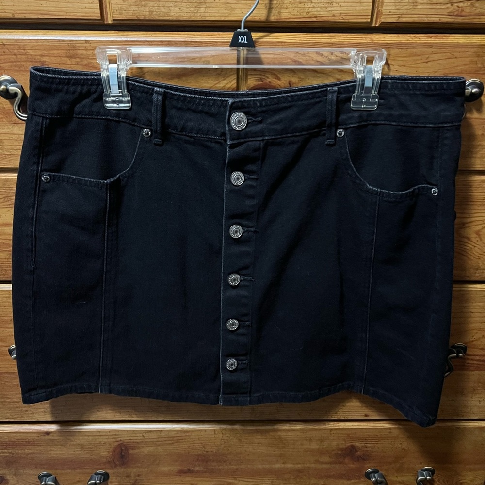 American Eagle Outfitters Black Mini Pencil Skirt